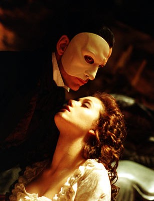 phantom_opera_2004_img2.jpg