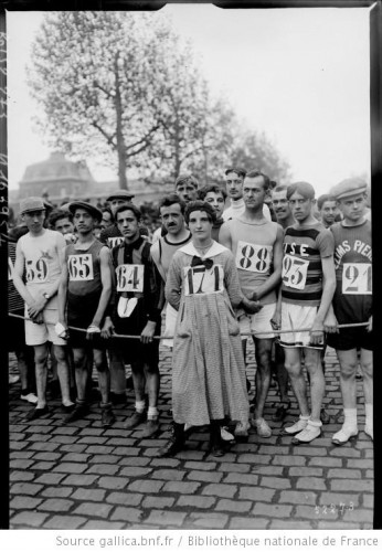 j'ai couru le marathon de paris 2014,j'ai couru mon premier marathon,c'est la première fois que je fais un marathon,courir un marathon pour les nuls,comment puis-je courir le marathon ?,finisher au marathon de paris,en combien de temps est-ce que je peux courir un marathon ?,mur du marathon,se prendre le mur,voir le mur du 30ème kilomètre,mur du 35è km